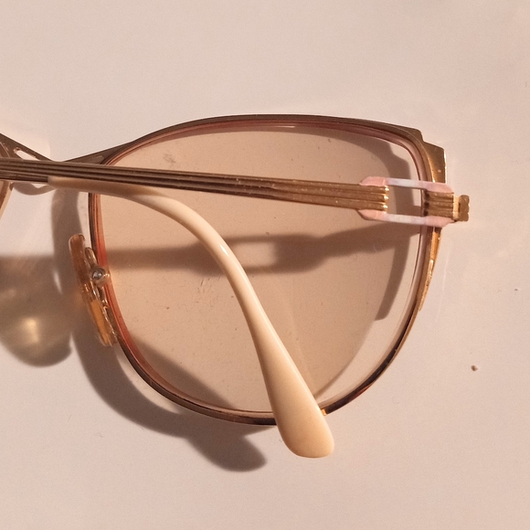Vintage YSL Yves Saint Laurent Women's Goldtone Frames Eyeglasses Sunglasses - Picture 8 of 12